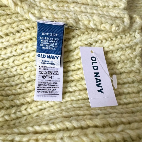 NWT Old Navy Bright Yellow Scarf Glove Hat Set - Picture 7 of 8